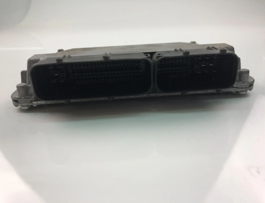 SKODA Fabia 1 generation  (2004-2007) Блок управления двигателем 03E906033AB 15480630