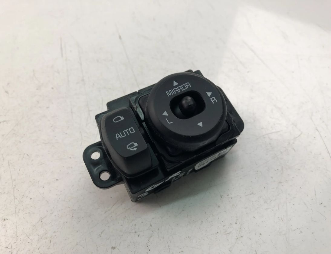 KIA Cee'd 1 generation (2007-2012) Переключатель регулировки зеркала 93530-A2050 16892234