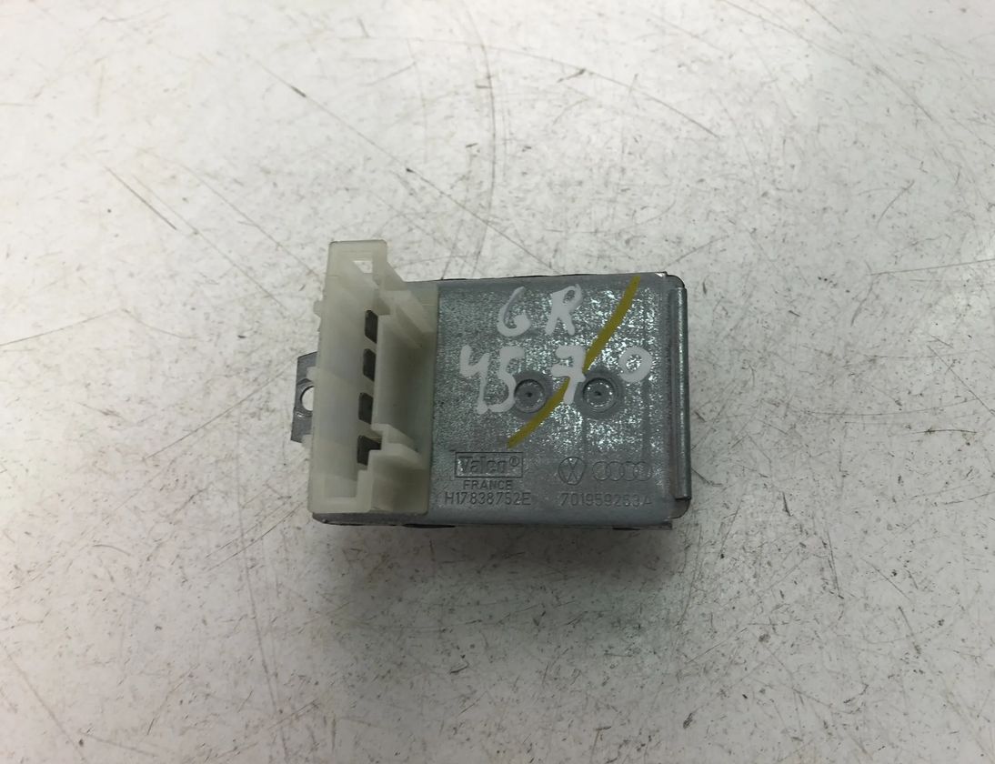 VOLKSWAGEN Caddy 2 generation (1995-2004) Interior Heater Resistor 701959263A 17144610