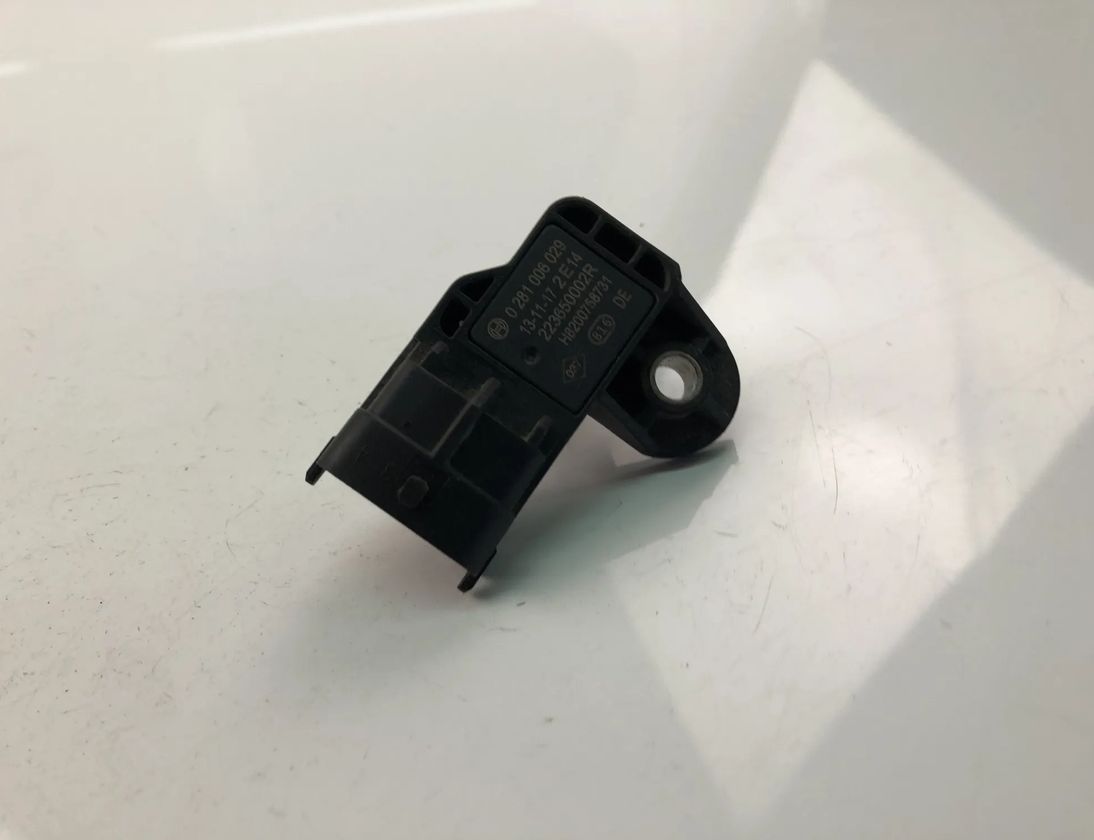 RENAULT Captur 1 generation (2013-2019) MAP sensors 0281006029 17862284