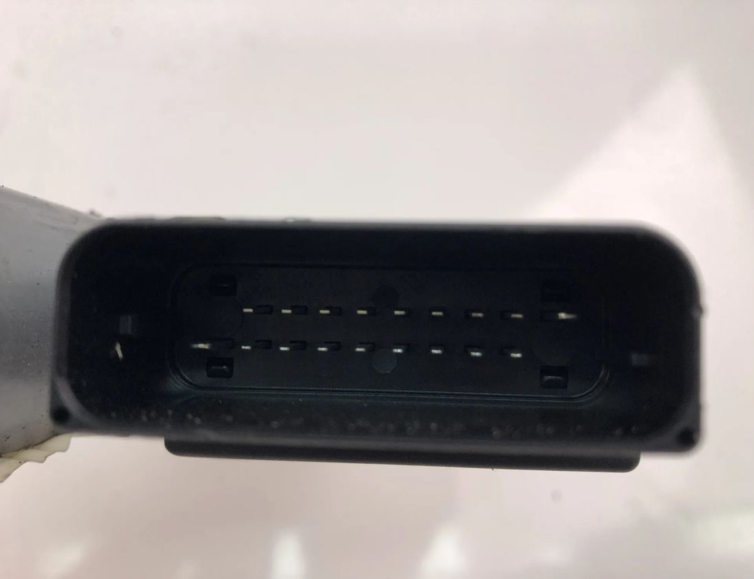 SEAT Altea 1 generation (2004-2013) Priekšējo labo durvju logu pacelšanas motorīts 5P0839402 19684648