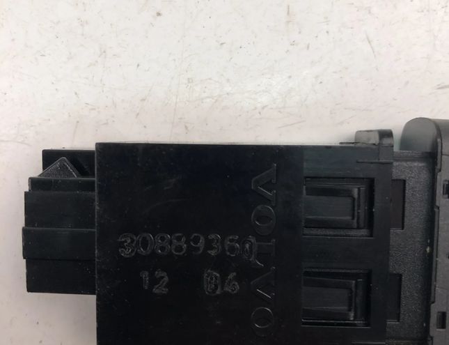 VOLVO V40 2 generation (2012-2020) Pogas 30889360 24924397