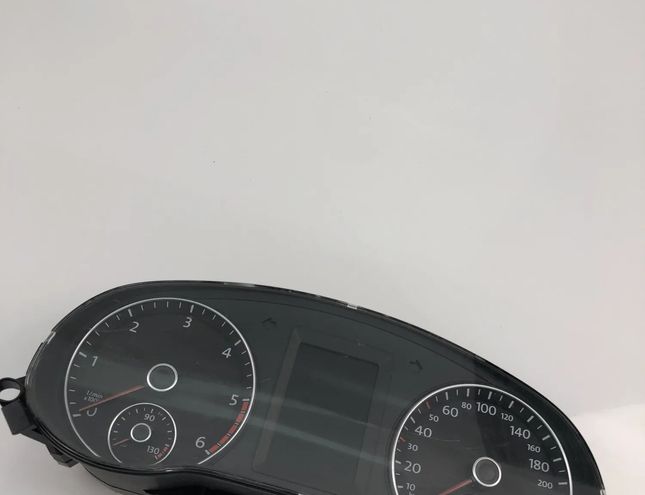 VOLKSWAGEN Jetta 6 generation (2010-2018) Speedometer 5C6920871A 26285553