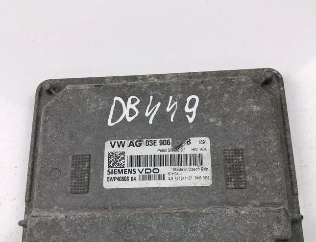 SKODA Fabia 6Y (1999-2007) Engine Control Unit ECU 03E906023B 27246632