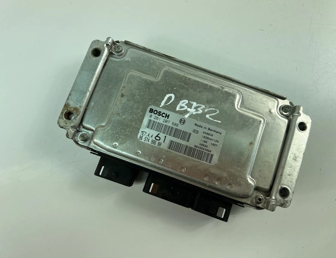 PEUGEOT Partner 1 generation (1996-2012) Engine Control Unit ECU 9657498680,0261207686 27275658