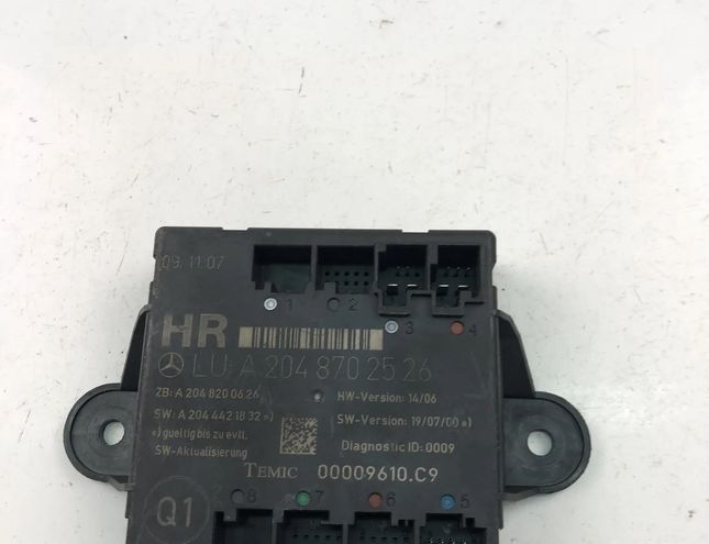 MERCEDES-BENZ C-Class W204/S204/C204 (2004-2015) Vadības bloks A2048702526 27357060