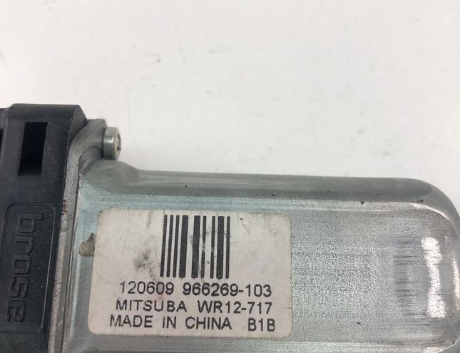 VOLVO V40 2 generation (2012-2020) Front Right Door Window Control Motor 966269103 27840454