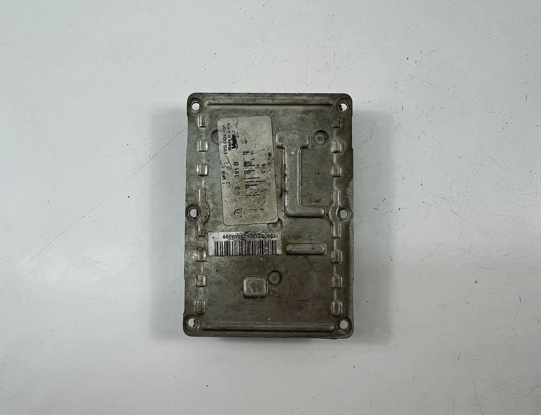 VOLKSWAGEN Passat B6 (2005-2010) Xenon Light Control Unit 73160087J 28202404
