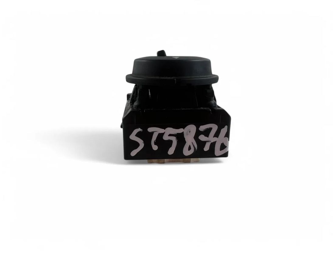 KIA Cee'd 1 generation (2007-2012) Spoguļa regulēšanas slēdzis 935601H000 29010486