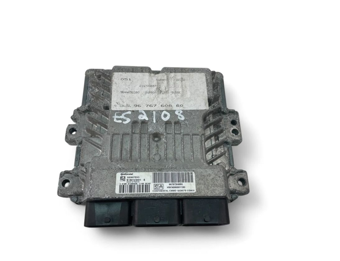 PEUGEOT 508 1 generation (2010-2020) Engine Control Unit ECU 9676760880,S180123001E 29043499