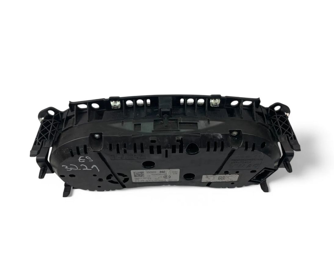 VOLKSWAGEN Golf 7 generation (2012-2024) Instrumentu panelis/spidometrs 5G0920860 29790066