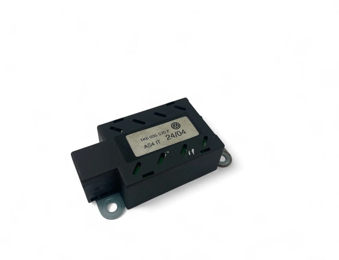 VOLKSWAGEN Golf 5 generation (2003-2009) Bootlid Antenna Amplifier 1K6035570F 30091177