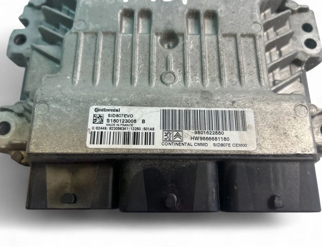 PEUGEOT 508 1 generation (2010-2020) Блок управления двигателем 9801622880,S180123008B 30324494