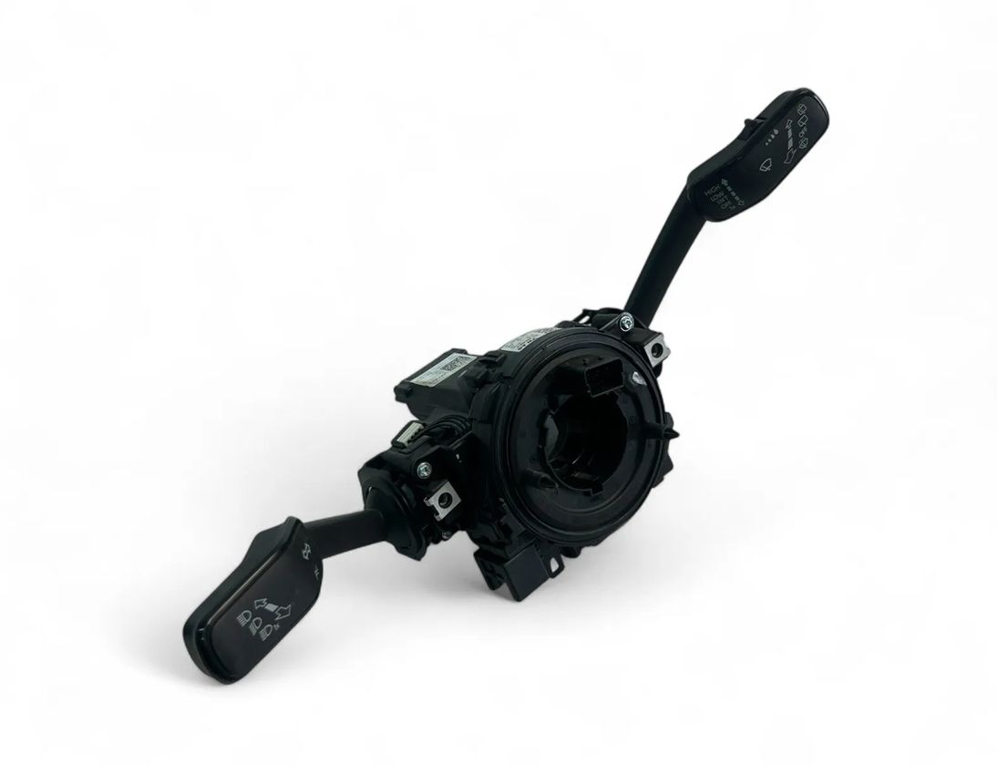 VOLKSWAGEN T-Roc 1 generation (2017-2024) поворота переключение  5Q1953521FC 30368927