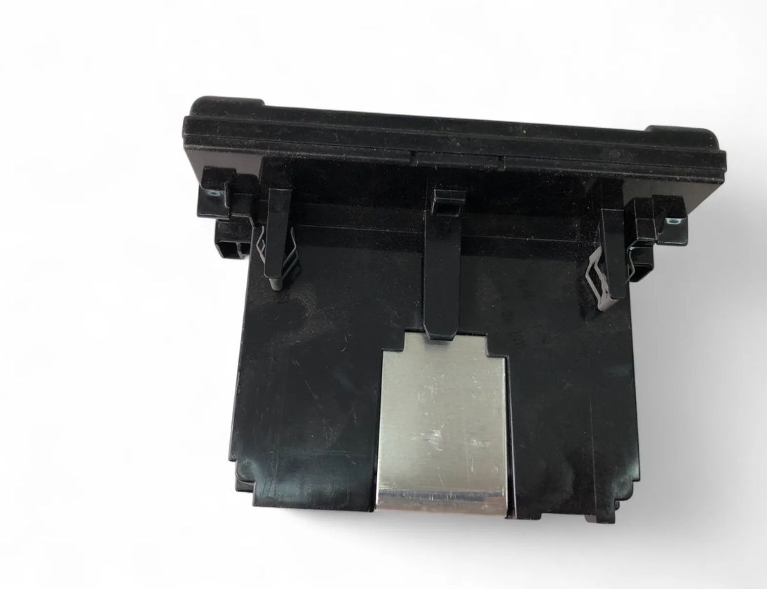 VOLVO V50 1 generation (2003-2012) Info Display 31268055 30450161