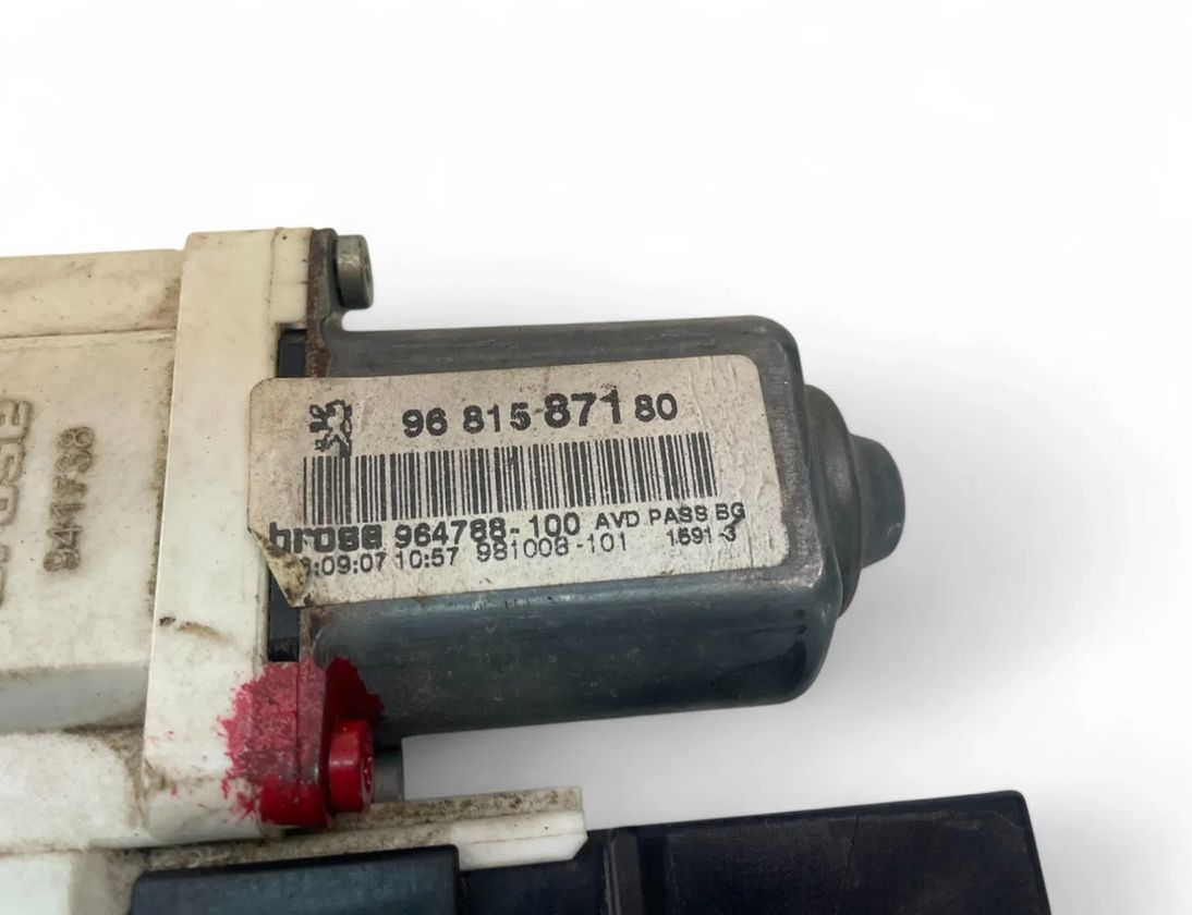 PEUGEOT 307 1 generation (2001-2008) Front Right Door Window Control Motor 9681587180 30494298