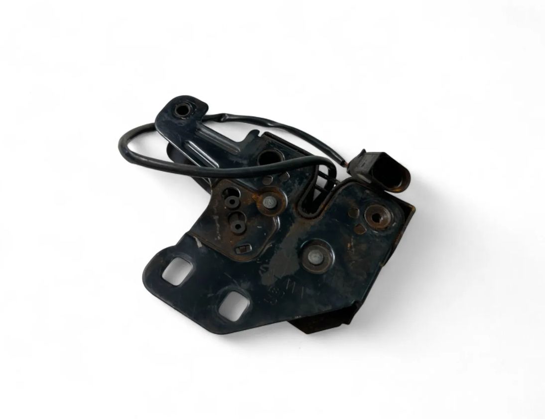 AUDI A6 C6/4F (2004-2011) Right Side Hood Lock 4F0823509A 31681723