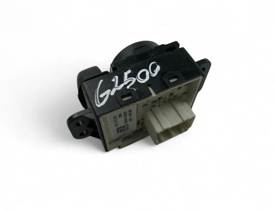 KIA Cee'd 2 generation (2012-2018) Mirror adjustment switch 93530-A2050 32057277