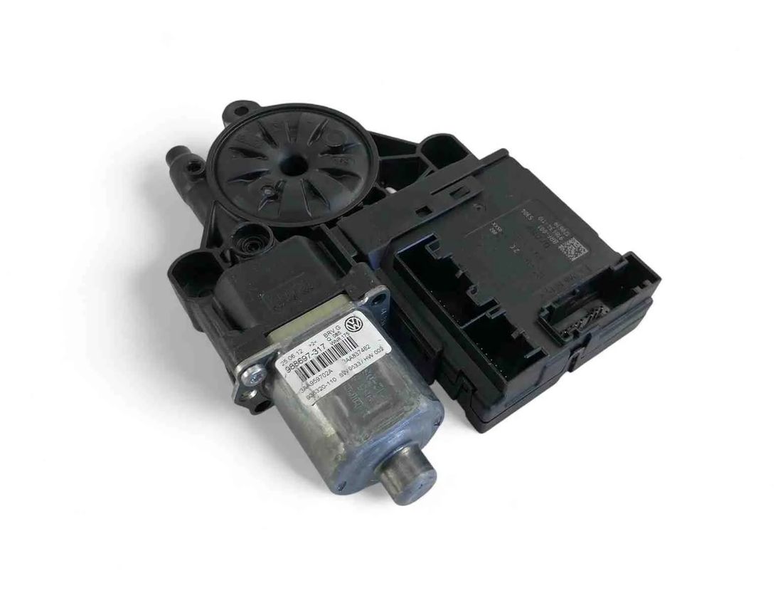 VOLKSWAGEN Passat CC 1 generation (2008-2017) Priekšējo labo durvju logu pacelšanas motorīts 3C0959792C 32587609