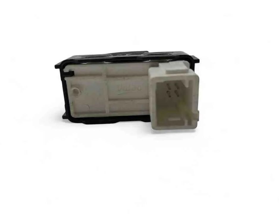 PEUGEOT 308 T9 (2013-2021) Aizmugurējo kreiso durvju loga pacēlāja slēdži 96762292ZD 32589397