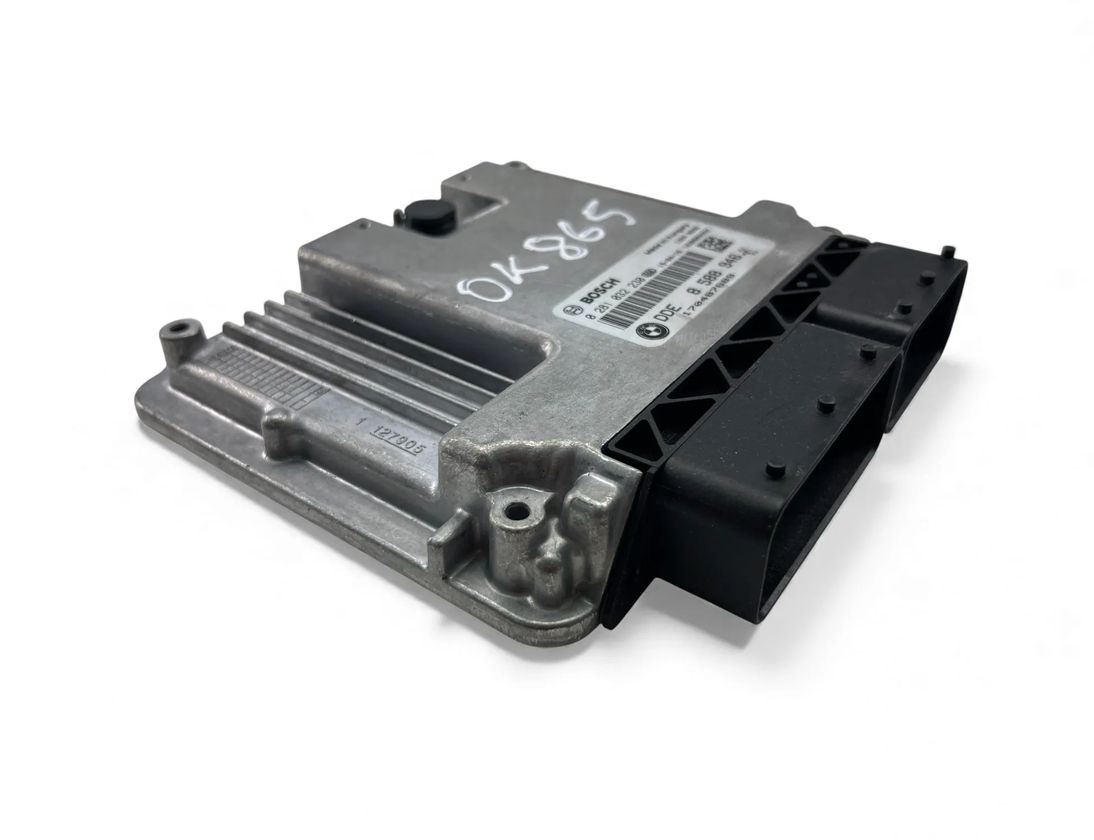 BMW X3 F25 (2010-2017) Блок управления двигателем 8588946,0281032230 33090999