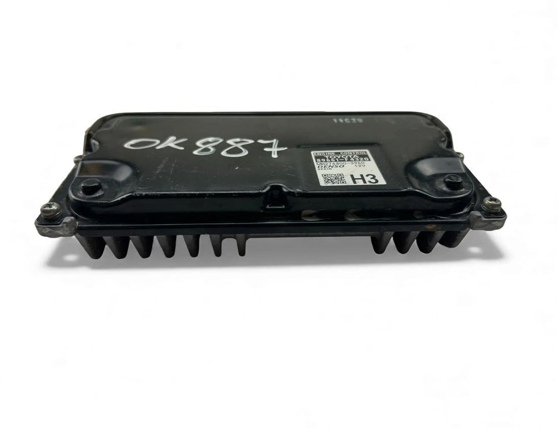 TOYOTA C-HR 1 generation (2016-2023) Engine Control Unit ECU 89661-F4320 33091614