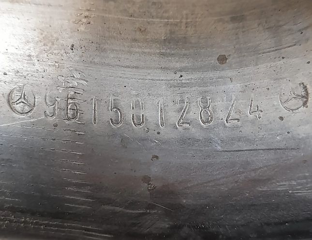 MERCEDES-BENZ ACTROS MP4 (2011-present) 3 generation (2000-2007) Труба замедлителя A9615012824,A9615012824,9615012824,A9605017291,A9605017291,9605017291 30470354