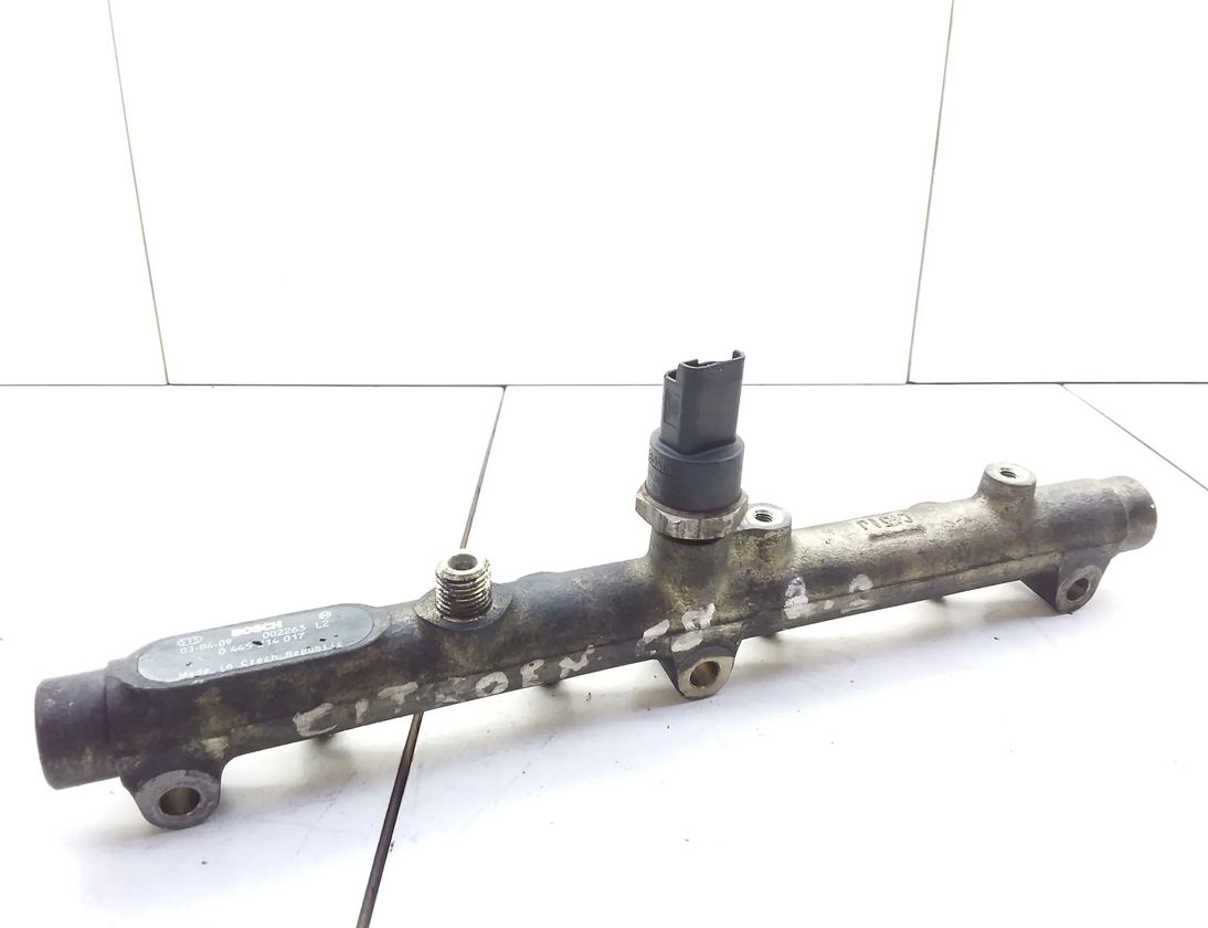 PEUGEOT 406 1 generation (1995-2004) Топливная рейка 002263,0445214017 11304019