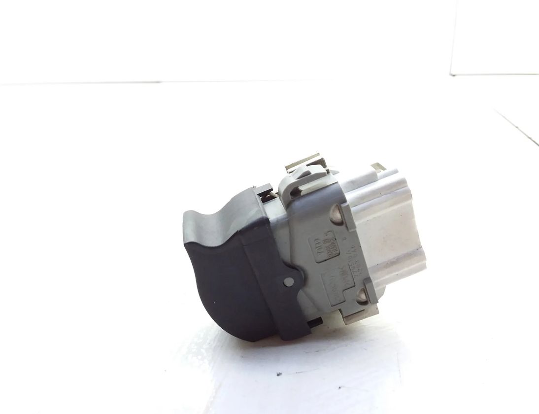 RENAULT Laguna 2 generation (2001-2007) Кнопка стеклоподъемника задней левой двери 220510a,28082 13249292