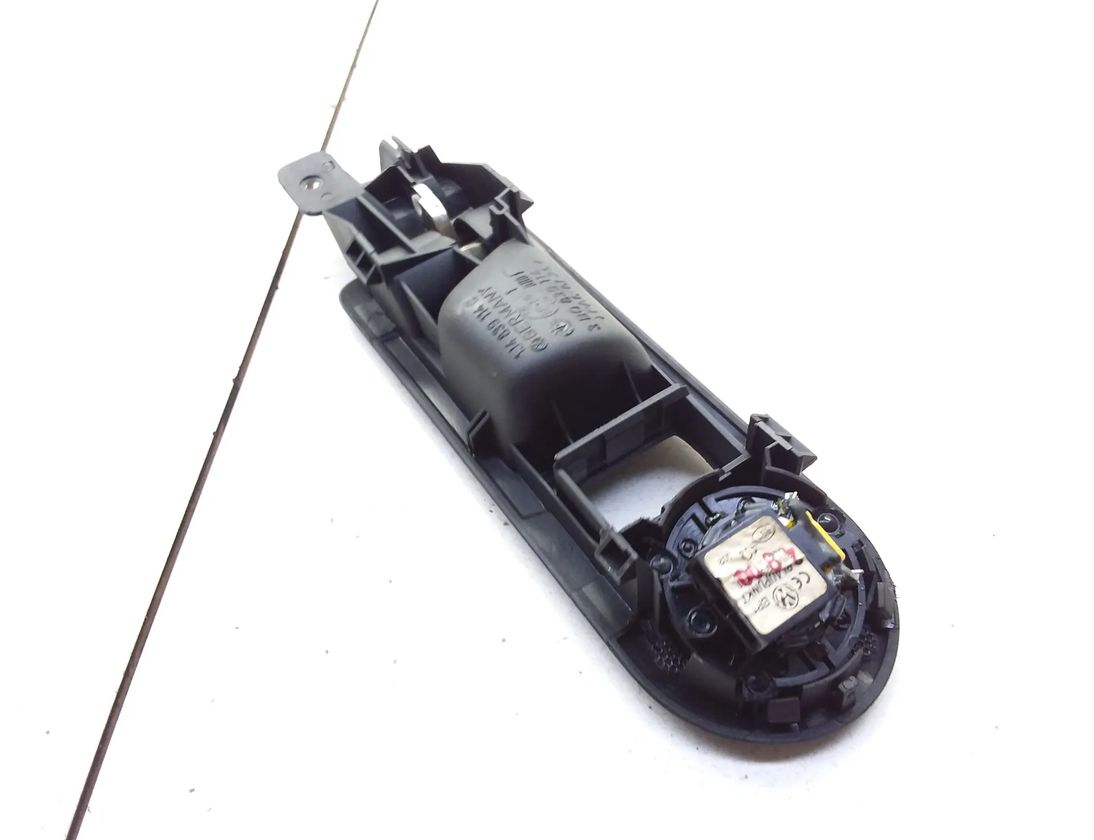 VOLKSWAGEN Passat Variant 1 generation (2010-2024) Labais priekšējais iekšējais atvēršanas rokturis 3b0839114,1j4839114c 13547211