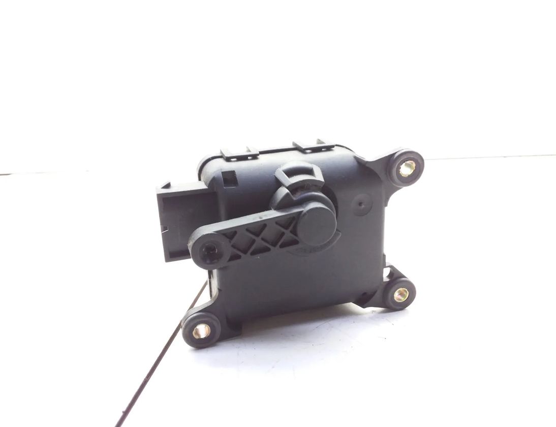 AUDI A6 C5/4B (1997-2004) Двигатель задвижки потока воздуха 0132801127,4b1820511a 16433386