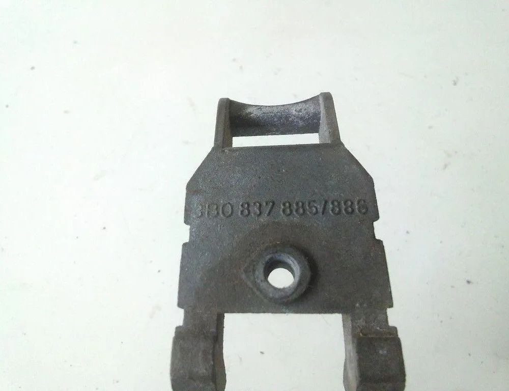 VOLKSWAGEN Passat B5 (1996-2005) Priekšējo labo durvju iekšējā roktura rāmis/kronšteins 3B0837885 20326788