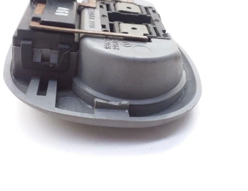 KIA Sorento 1 generation (2002-2011) Освещение салона 9262029610 20336883