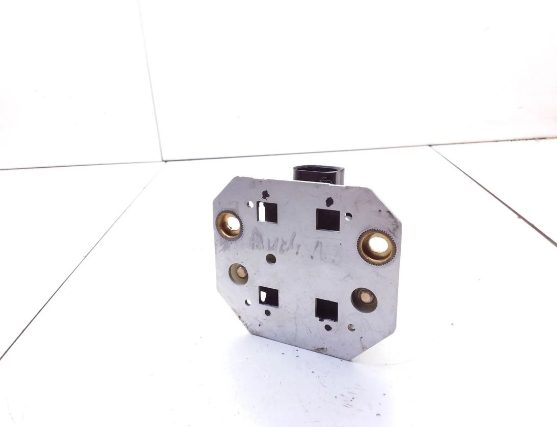 AUDI A6 C5/4B (1997-2004) Датчик ускорения 4B0907637A 20340112