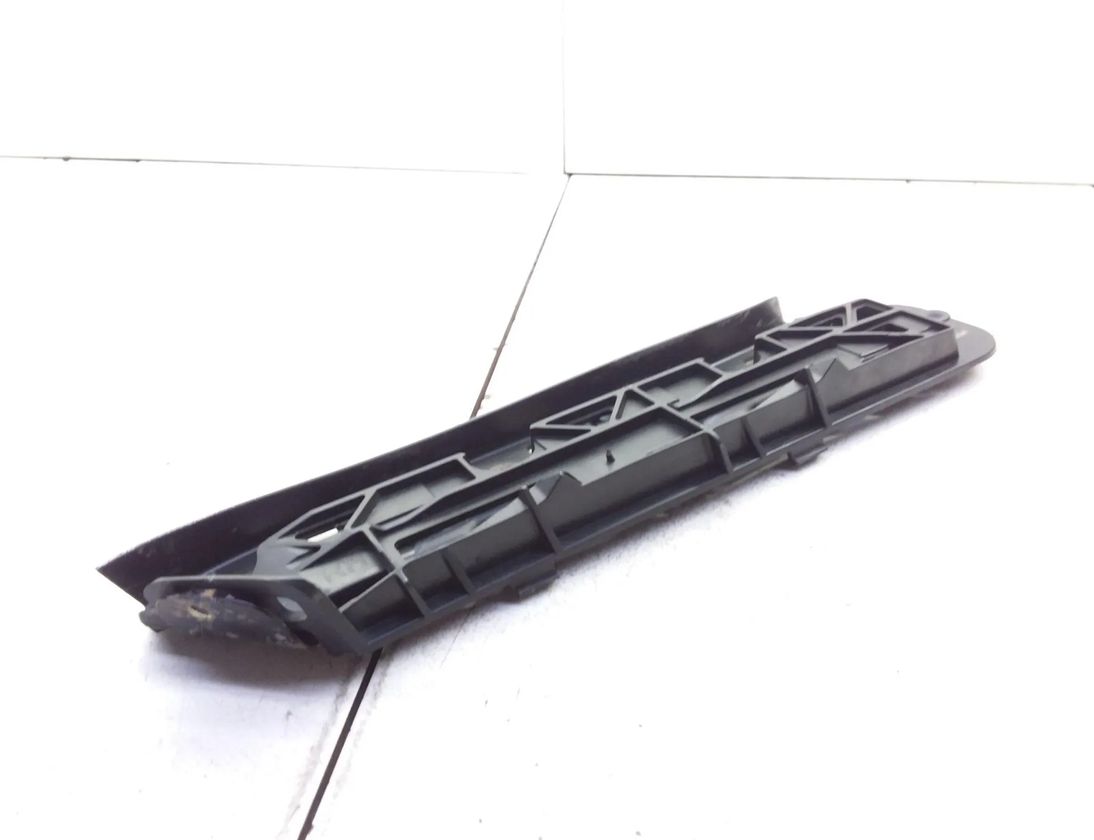 VOLKSWAGEN Touran 1 generation (2003-2015) Передний угол переднего бампера 1T0807936 20375111