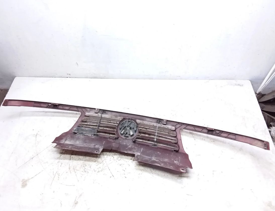 VOLKSWAGEN Sharan 1 generation (1995-2010) Priekšējā bampera augšējā reste 7m0853651,95vw8200 20597597