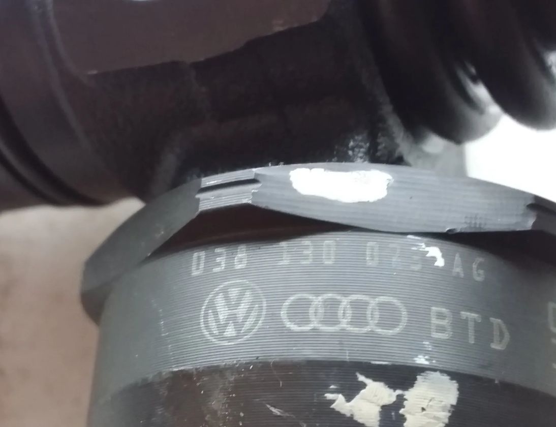 SKODA Octavia 2 generation (2004-2013) Форсунка 038130073ag,0414720215 21903987