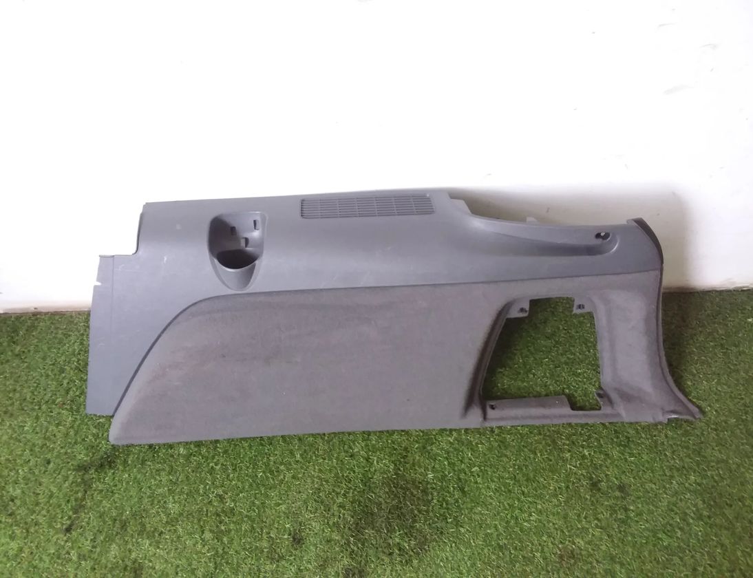 AUDI Q7 4L (2005-2015) Обивка багажника правой стороны 4L0863880 26004703