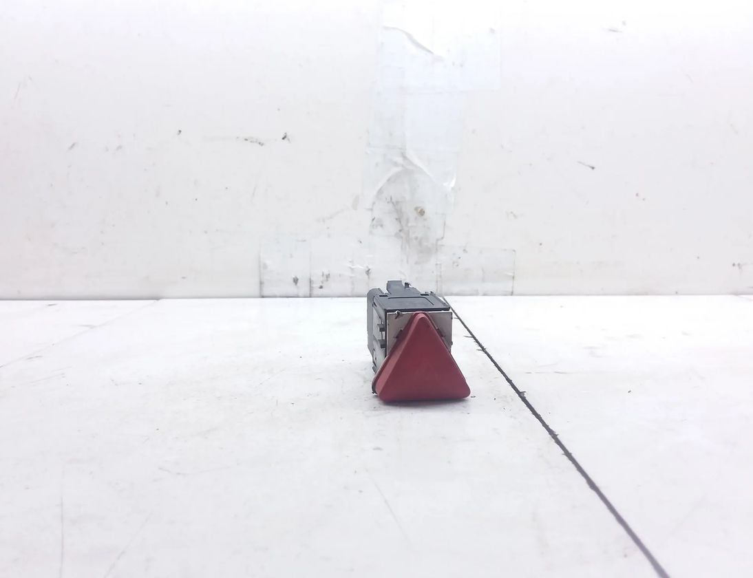 VOLKSWAGEN Golf 5 generation (2003-2009) Hazard button 1K0953509A 31426019