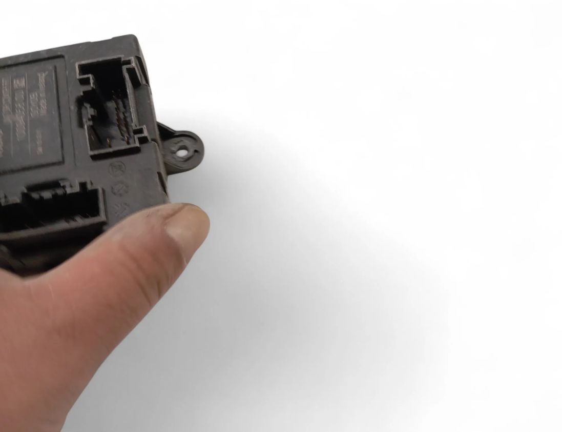 VOLVO V70 3 generation (2007-2020) Front Left Door Control Unit 31343464AA 30490421