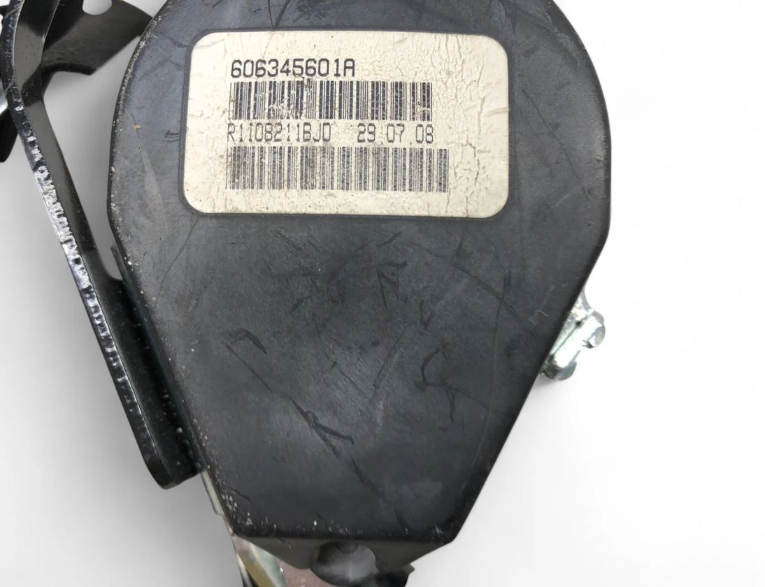 BMW X5 E70 (2006-2013) Rear Left Seatbelt 606345601A 30491180