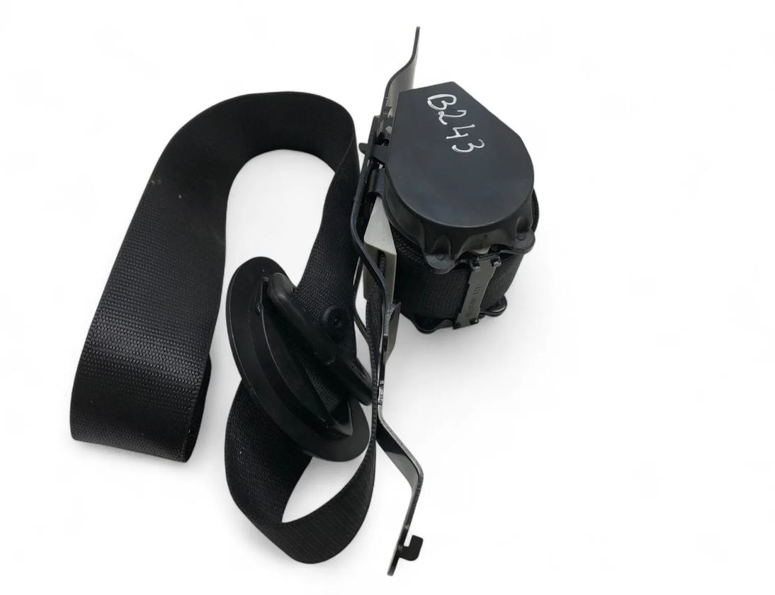 BMW X5 E70 (2006-2013) Rear Left Seatbelt 606345601C 30491188