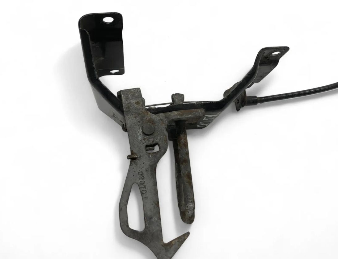 BMW X5 E70 (2006-2013) Замок капота 7164801 30491571