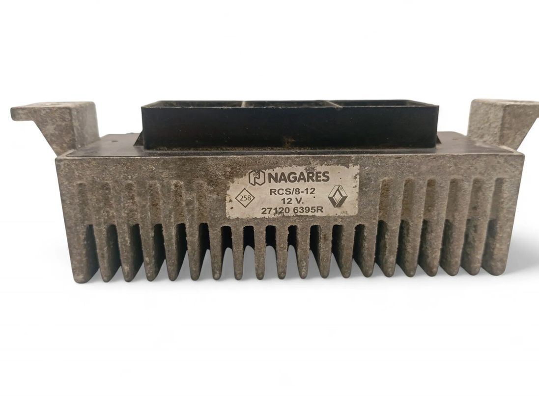 NISSAN X-Trail T32 (2013-2022) Реле 271206395R 30768161