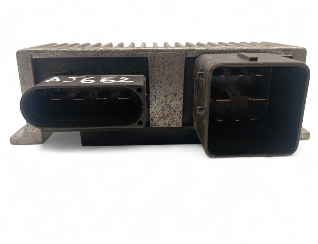 NISSAN X-Trail T32 (2013-2022) Реле 271206395R 30768161