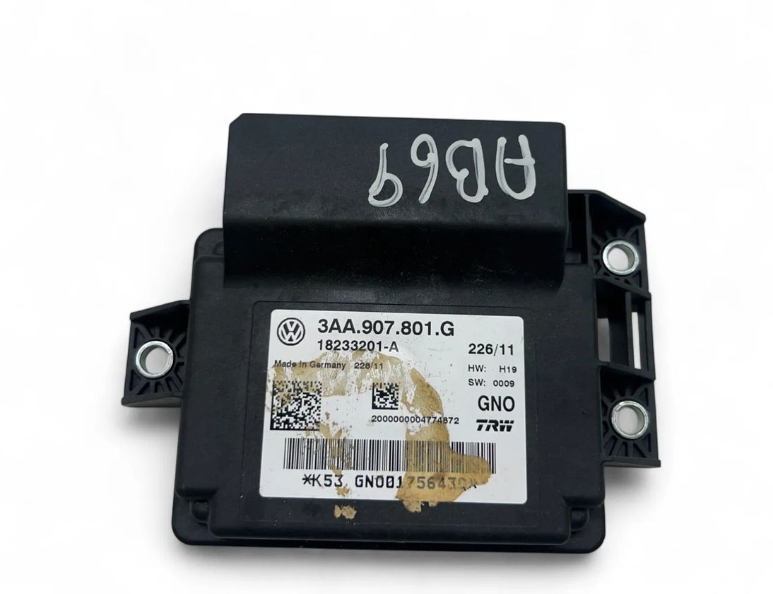 VOLKSWAGEN Passat B7 (2010-2015) Vadības bloks 3AA907801G 30814445