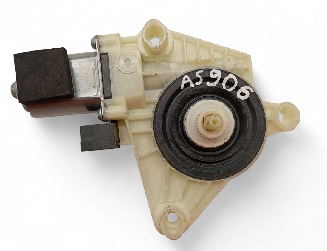 VOLKSWAGEN Passat B8 (2014-2023) Aizmugurējo kreiso durvju loga pacēlāja motorīts 5Q4959802D 30919705