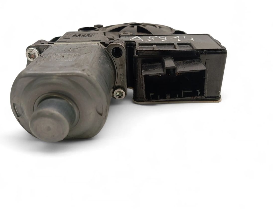 AUDI A3 8V (2012-2020) Моторчик стеклоподъемника задней левой двери 5Q0959811A 30919851