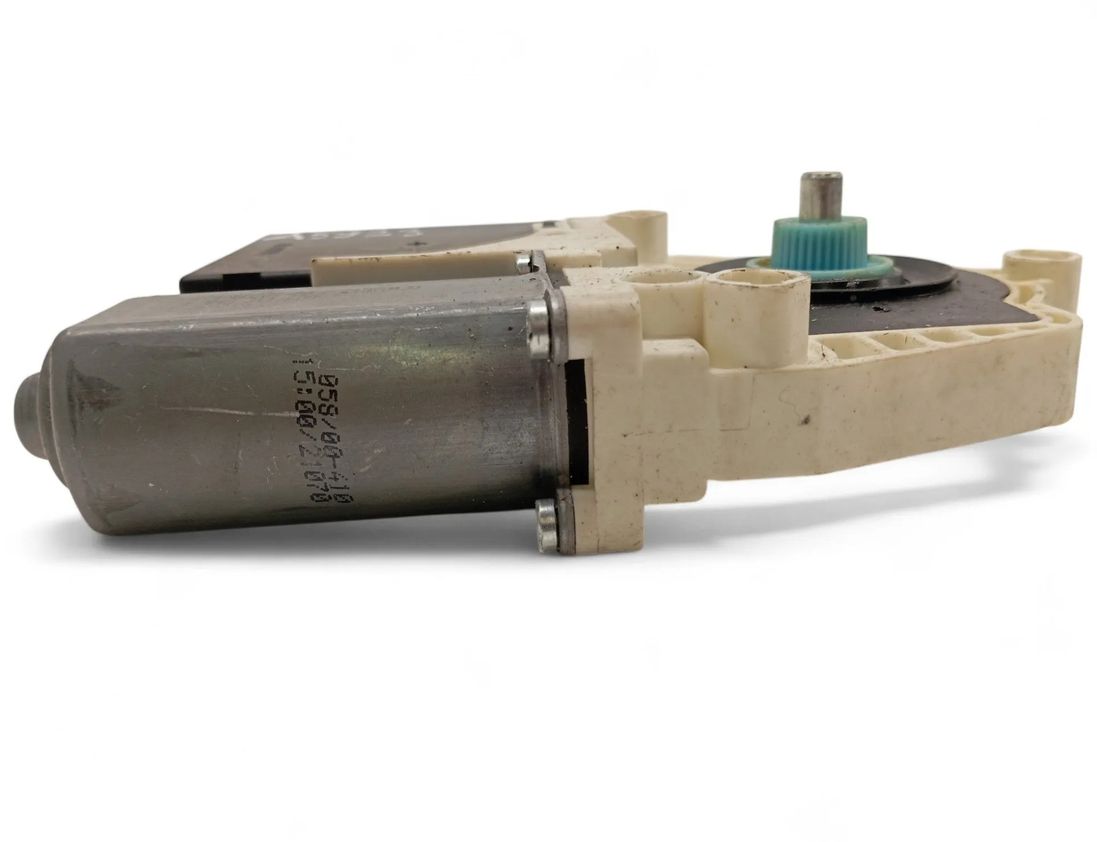 SEAT Altea 1 generation (2004-2013) Priekšējo labo durvju logu pacelšanas motorīts 1T0959702AC 30919953