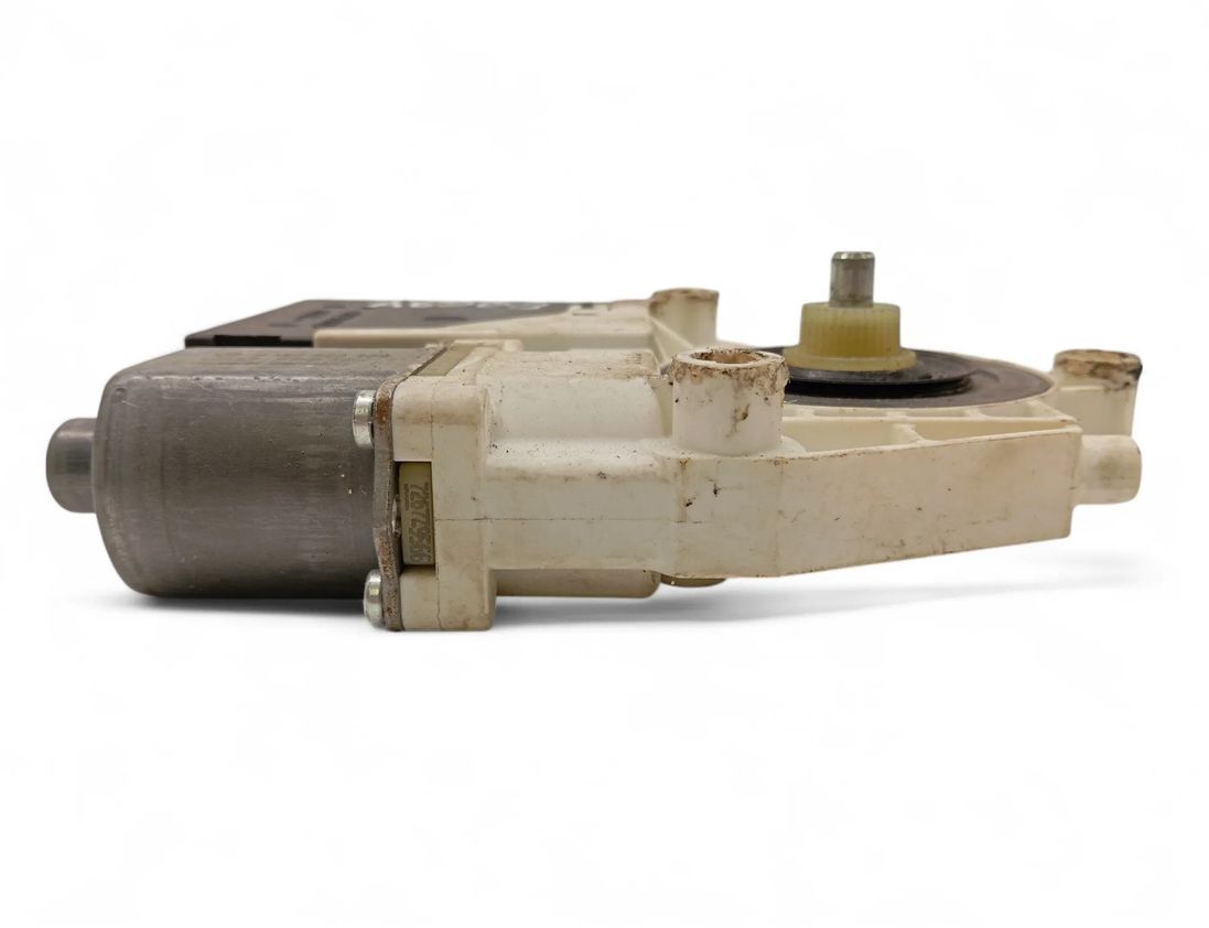 VOLKSWAGEN Golf 5 generation (2003-2009) Priekšējo kreiso durvju logu pacēlāja motorīts 1K4837402S 31219613